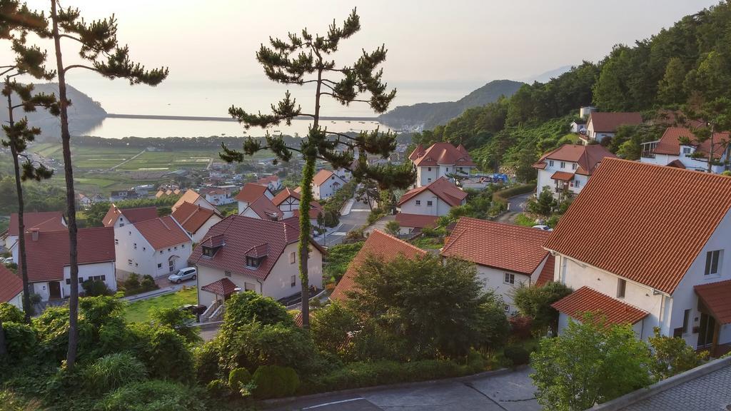 Namhae Neuhaus Hotel Exterior photo