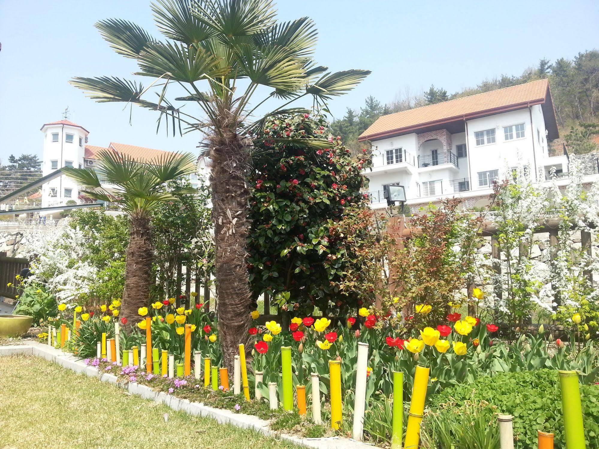 Namhae Neuhaus Hotel Exterior photo